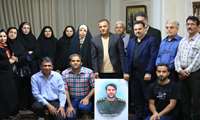 توسط معاونت درمان و به مناسبت هفته دفاع مقدس انجام شد؛ تجدید میثاق با خانواده معزز رضا زارعی شهید مدافع حرم