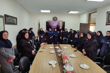 تجلیل از بانوان شاغل در معاونت درمان به مناسبت ولادت حضرت فاطمه (س) و روز زن